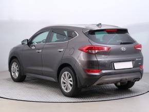 Hyundai Tucson  2.0 CRDi 