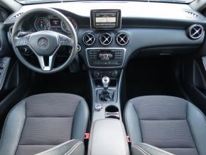 Mercedes-Benz A  A 180d 