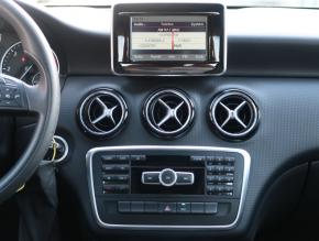 Mercedes-Benz A  A 180d 