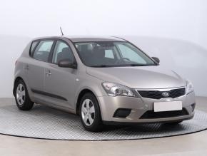 Kia Ceed  1.4 CVVT 