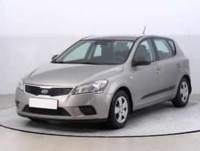 Kia Ceed  1.4 CVVT 