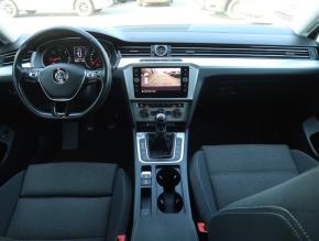 Volkswagen Passat  1.6 TDI 