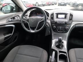 Opel Insignia  2.0 CDTI 