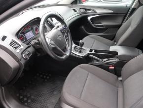 Opel Insignia  2.0 CDTI 