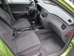 Kia Rio  1.4 16V 