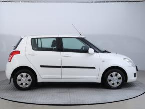 Suzuki Swift  1.3 i 