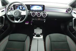 Mercedes-Benz CLA  200d AMG Paket 