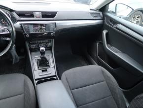 Škoda Superb  2.0 TDI 