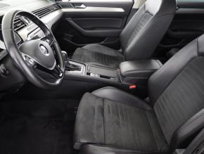 Volkswagen Passat  2.0 BiTDI Highline 