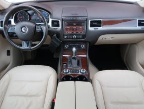 Volkswagen Touareg  3.0 TDI 