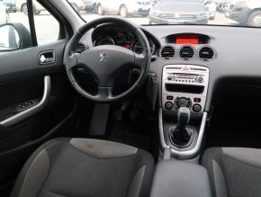 Peugeot 308  1.6 VTi 