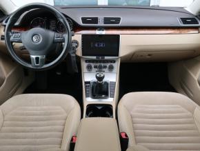 Volkswagen Passat  2.0 TDI 