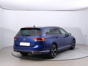 Volkswagen Passat  2.0 TDI R-Line 