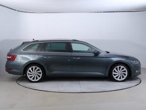 Škoda Superb  2.0 TDI 