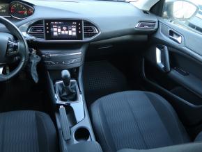 Peugeot 308  1.2 VTi 