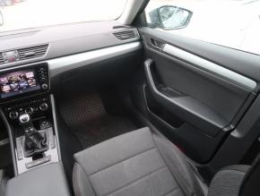 Škoda Superb  2.0 TDI 