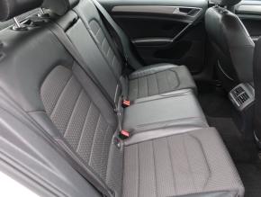 Volkswagen Golf  1.2 TSI 