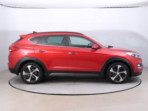 Hyundai Tucson  2.0 CRDi 