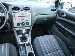 Ford Focus  1.6 i 