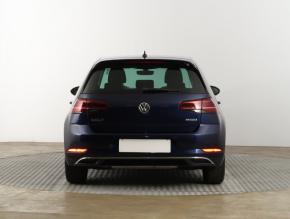 Volkswagen Golf  1.5 TSI 