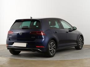 Volkswagen Golf  1.5 TSI 