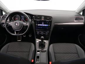 Volkswagen Golf  1.5 TSI 