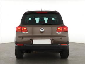 Volkswagen Tiguan  2.0 TSI 