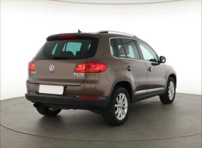 Volkswagen Tiguan  2.0 TSI 