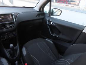 Peugeot 208  1.2 PureTech 