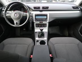 Volkswagen Passat  1.6 TDI 