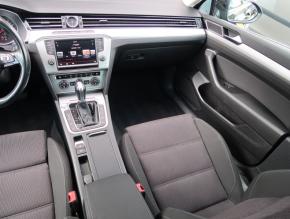 Volkswagen Passat  2.0 TDI 