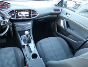 Peugeot 308  1.6 e-HDi 