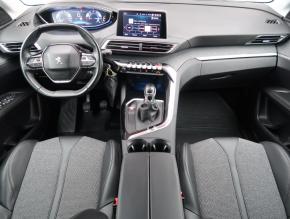 Peugeot 3008  1.2 PureTech Allure 