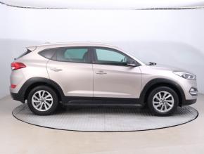 Hyundai Tucson  1.6 T-GDI Trikolor 