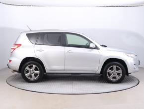 Toyota RAV 4  2.0 VVT-i 