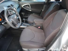 Toyota RAV 4  2.0 VVT-i 