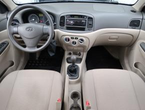 Hyundai Accent  1.4i 