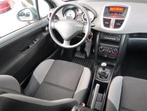 Peugeot 207  1.6 HDi 