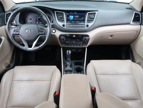 Hyundai Tucson  2.0 CRDi 