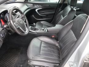 Opel Insignia  2.0 CDTI 