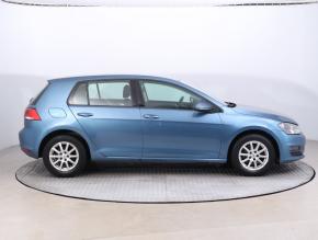 Volkswagen Golf  1.2 TSI 