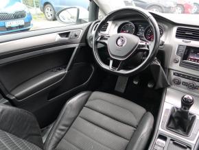 Volkswagen Golf  1.2 TSI 