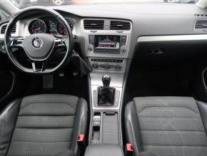 Volkswagen Golf  1.2 TSI 