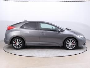 Honda Civic  1.8 i-VTEC Sport 