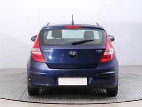 Hyundai i30  1.4 CVVT 