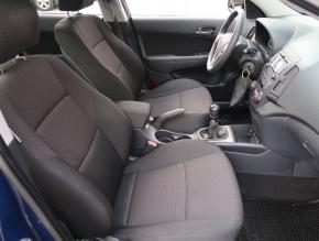 Hyundai i30  1.4 CVVT 