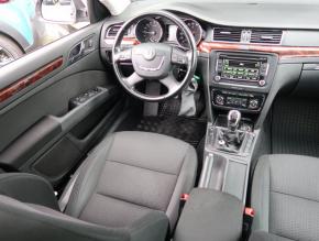 Škoda Superb  2.0 TDI Elegance 