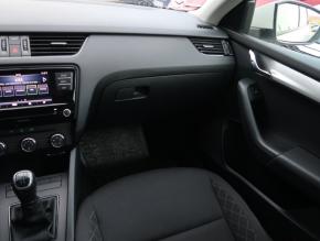 Škoda Octavia  1.6 TDI Active 