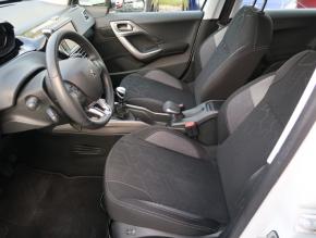 Peugeot 2008  1.2 PureTech 