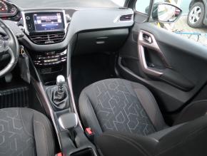 Peugeot 2008  1.6 BlueHDi 